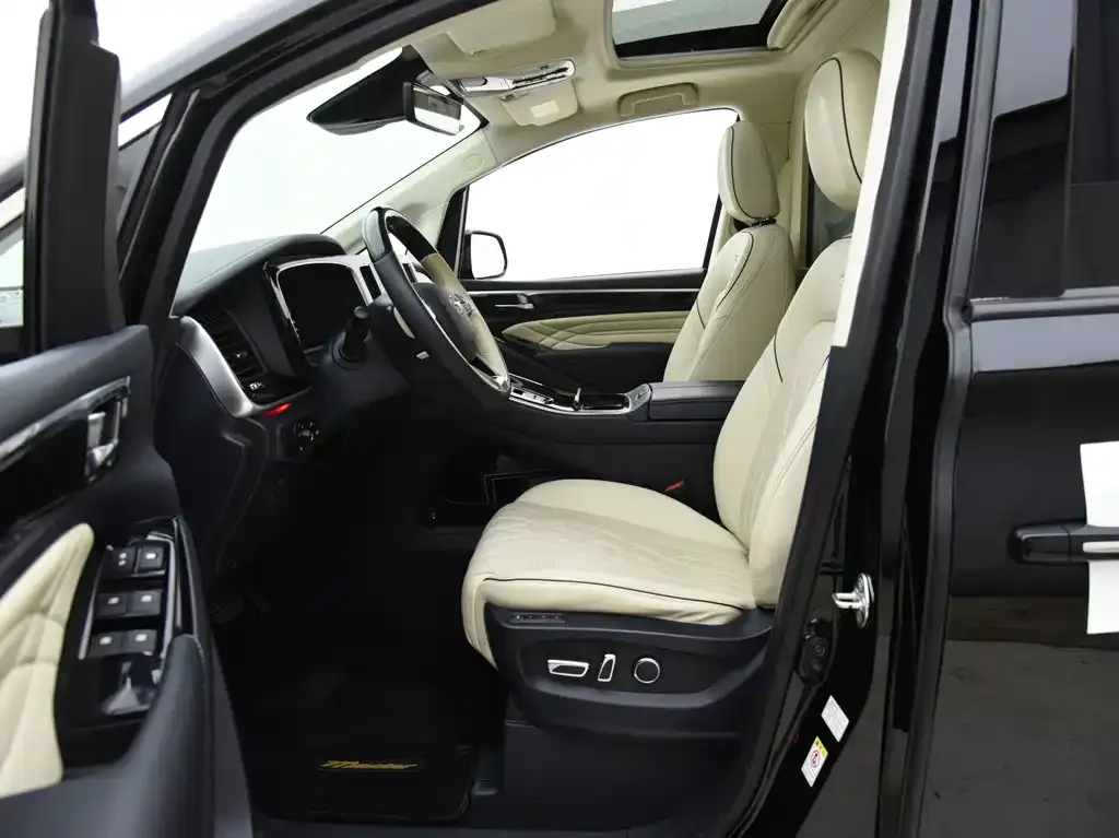 GAC Motor Trumpchi M8 — фото 7