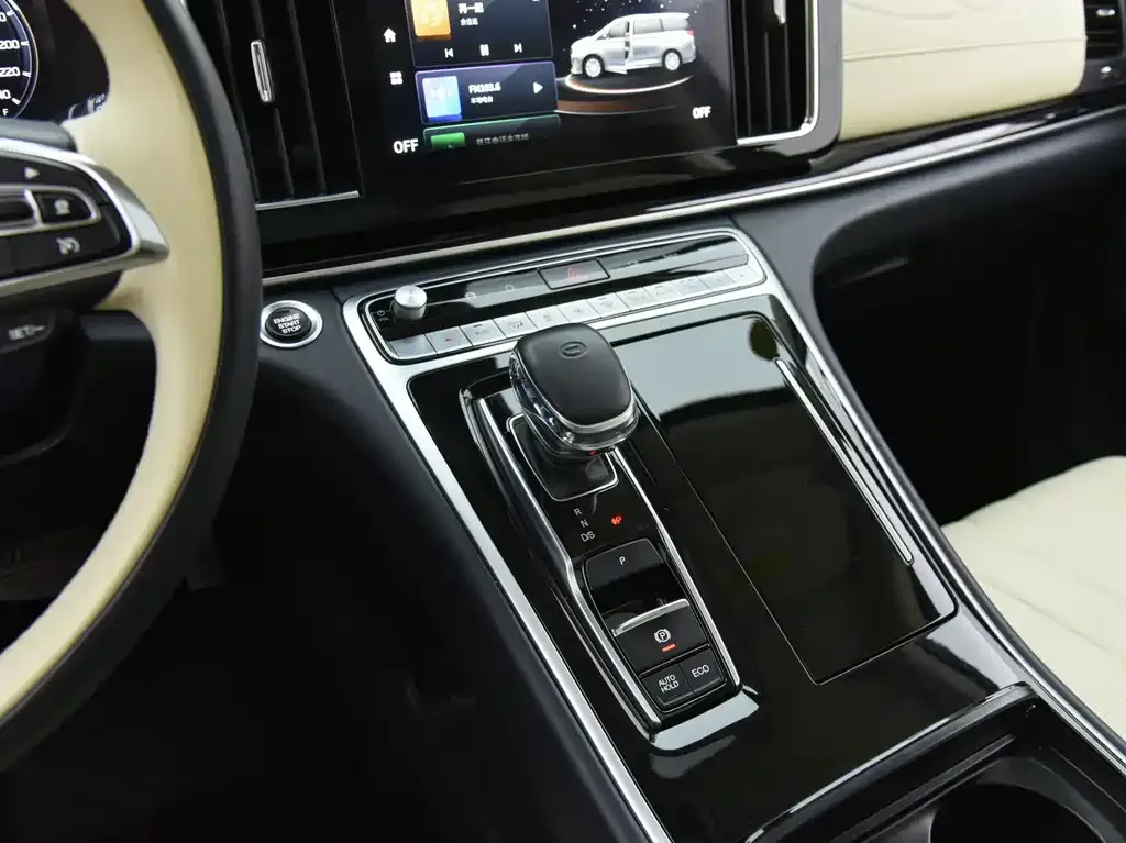 GAC Motor Trumpchi M8 — фото 8