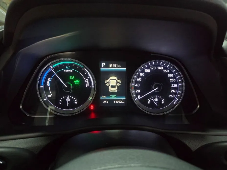 Hyundai Sonata 2023 из KR, фото 4