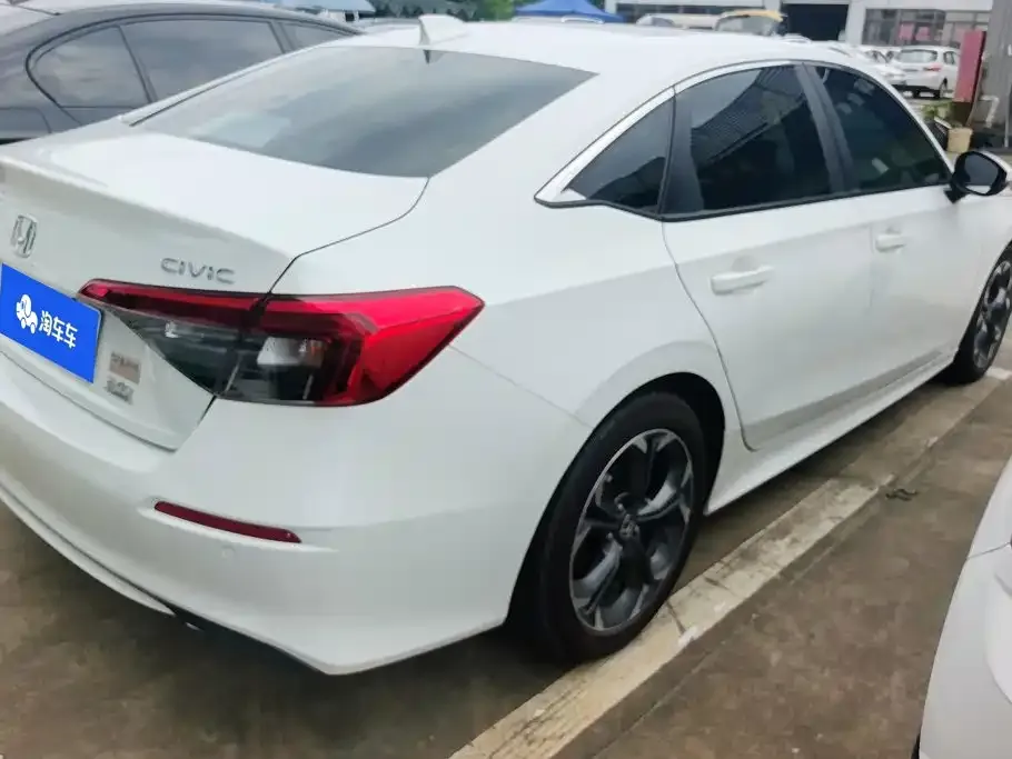 Honda Civic — фото 3