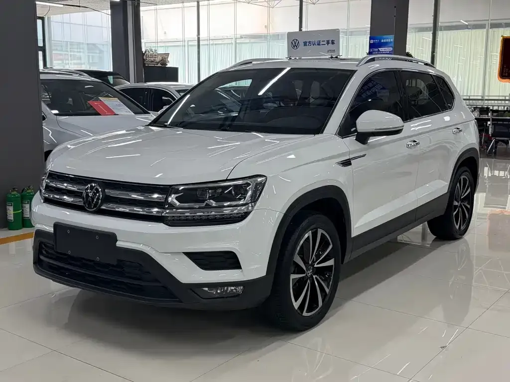 Volkswagen Tharu — фото 1