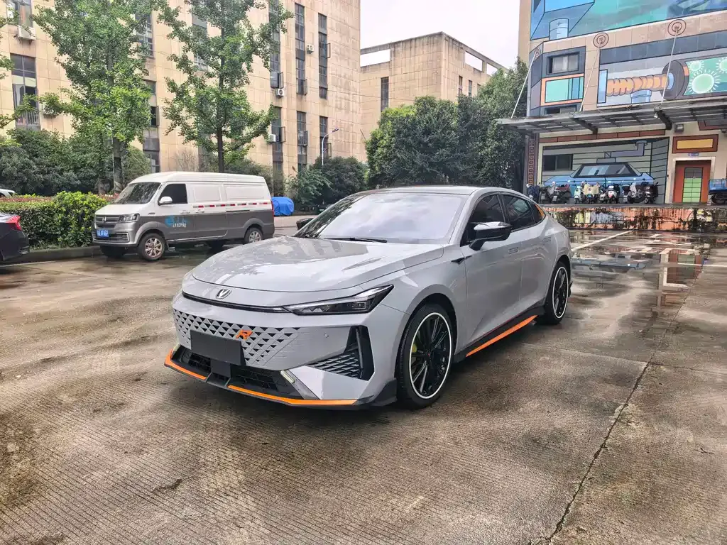 Changan UNI-V
