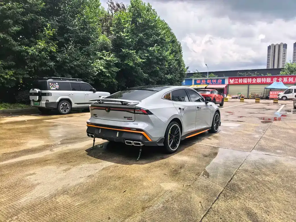 Changan UNI-V 2024 из CN, фото 7