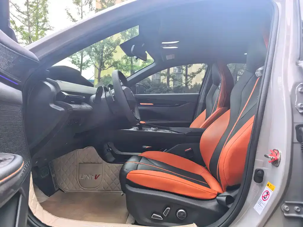 Changan UNI-V 2024 из CN, фото 5