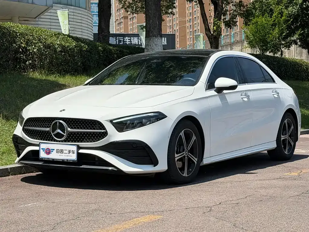 Mercedes-Benz A-Class — фото 1