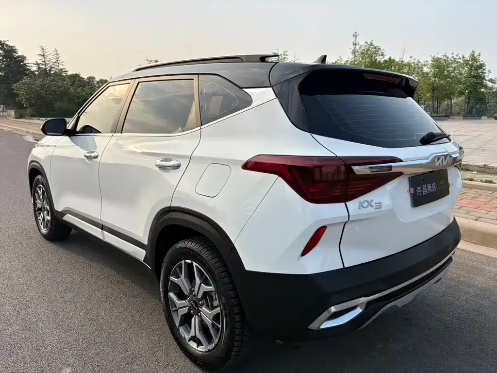 Kia KX3 2022 из CN, фото 4