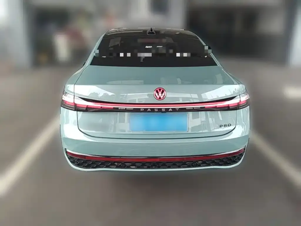 Volkswagen Passat — фото 4