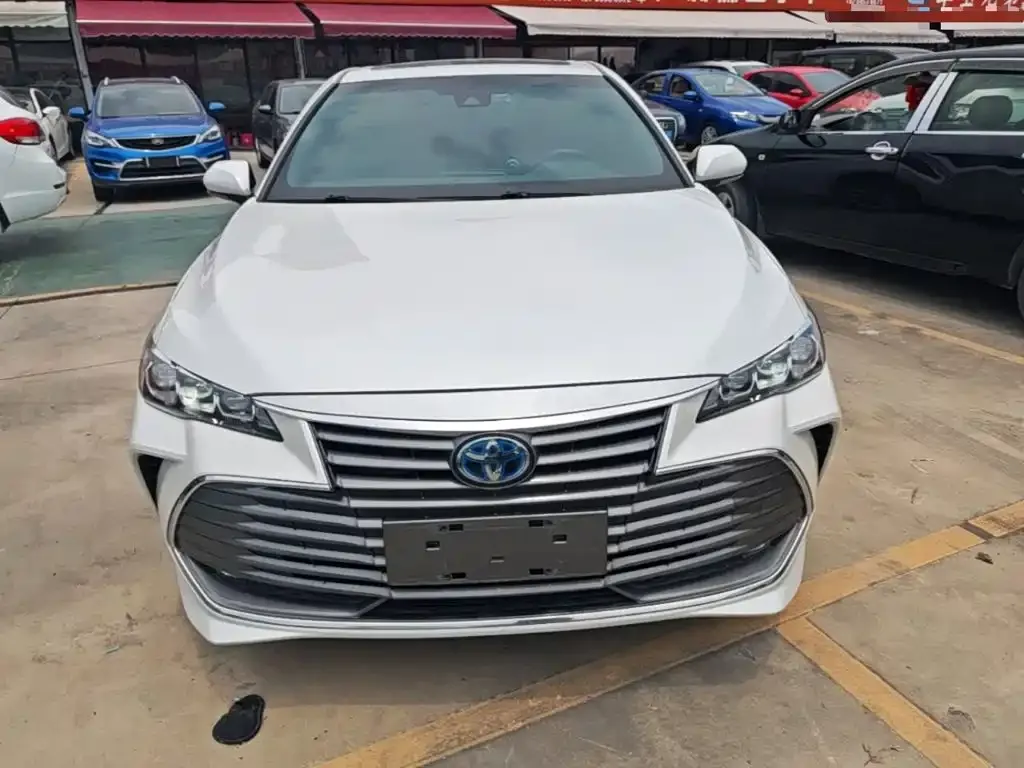 Toyota Avalon — фото 9