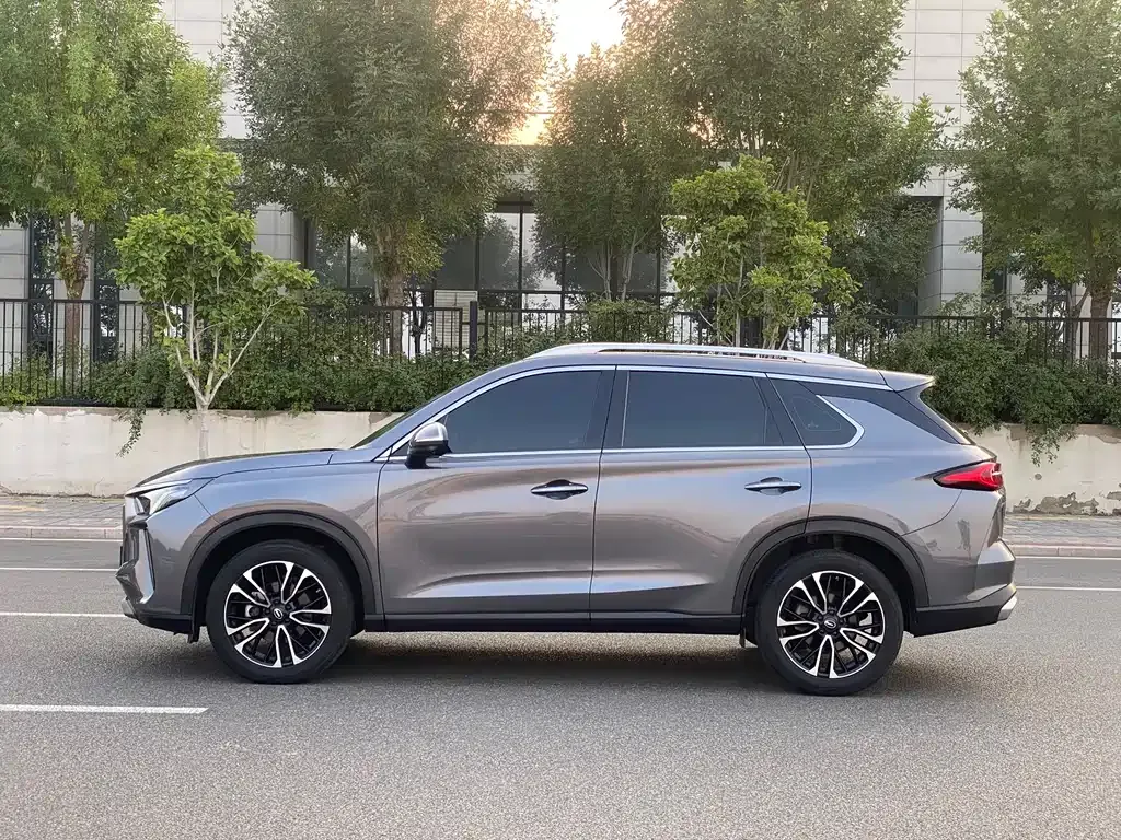 GAC Motor GS4 Plus — фото 10