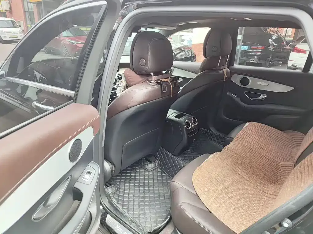 Mercedes-Benz GLC 2022 из CN, фото 2
