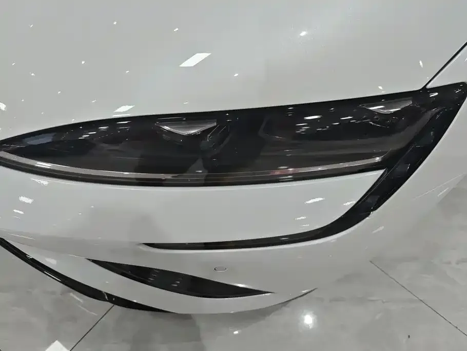 BYD Seal — фото 6