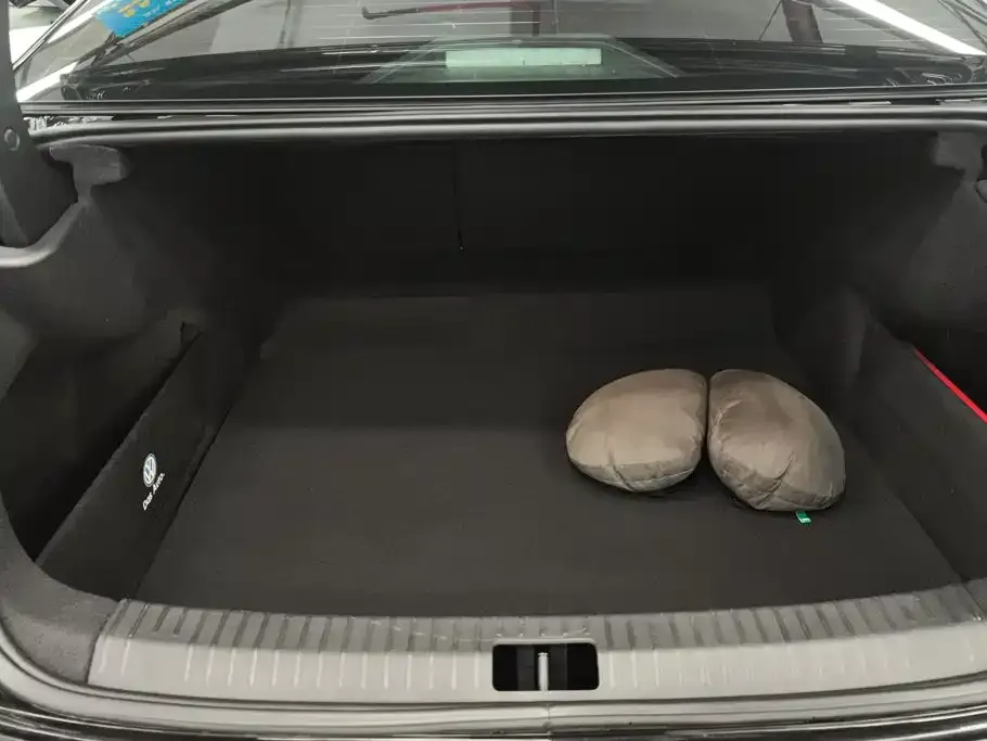 Volkswagen Passat — фото 7
