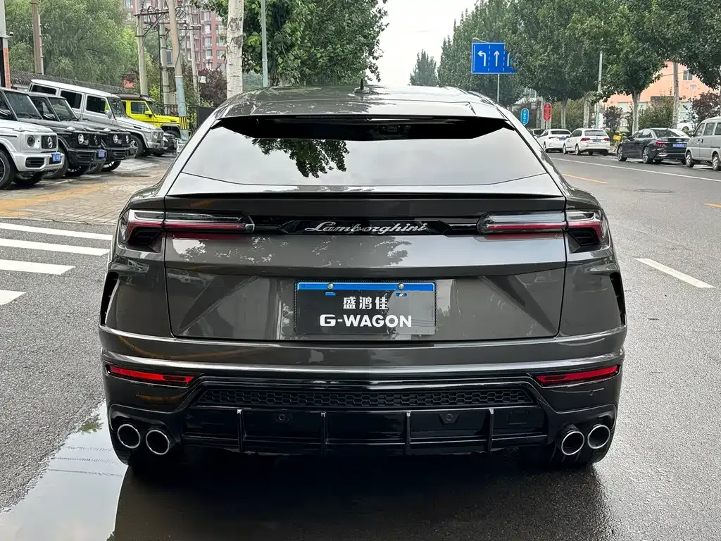 Lamborghini Urus — фото 8