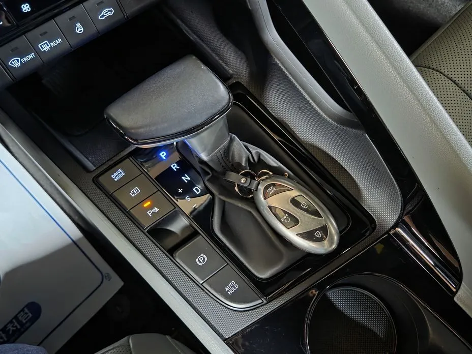 Hyundai AVANTE — фото 4