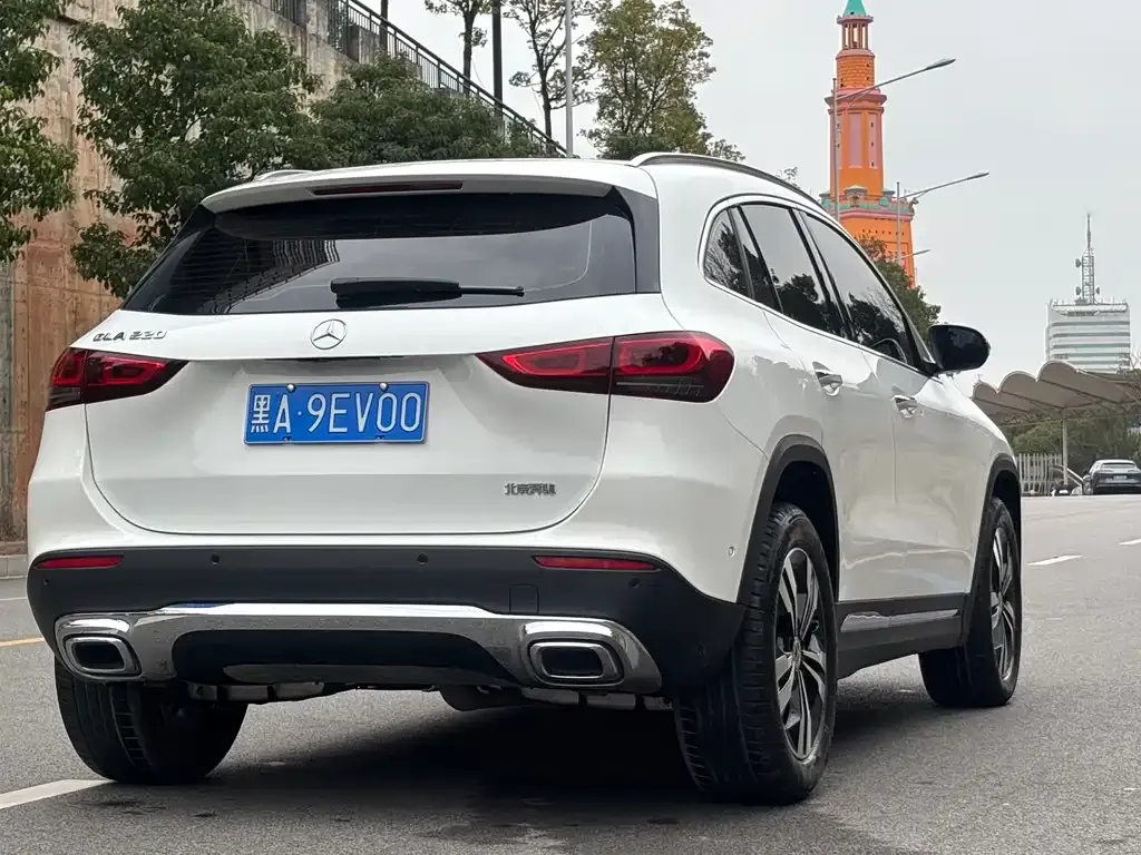 Mercedes-Benz GLA — фото 4