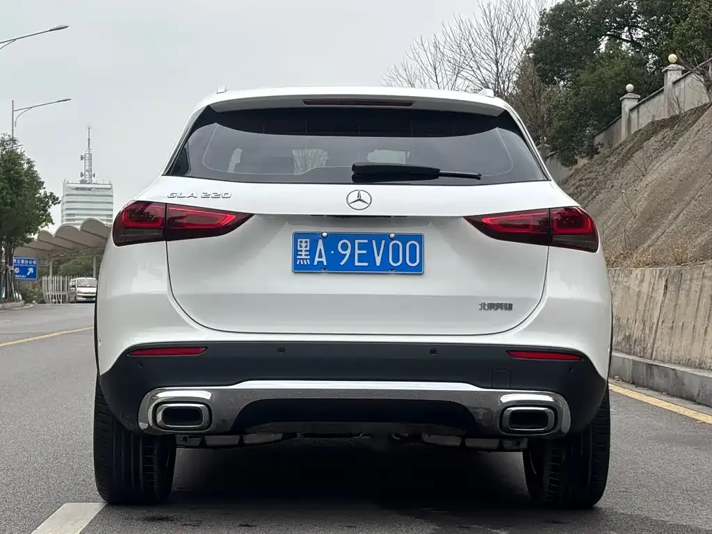 Mercedes-Benz GLA — фото 5