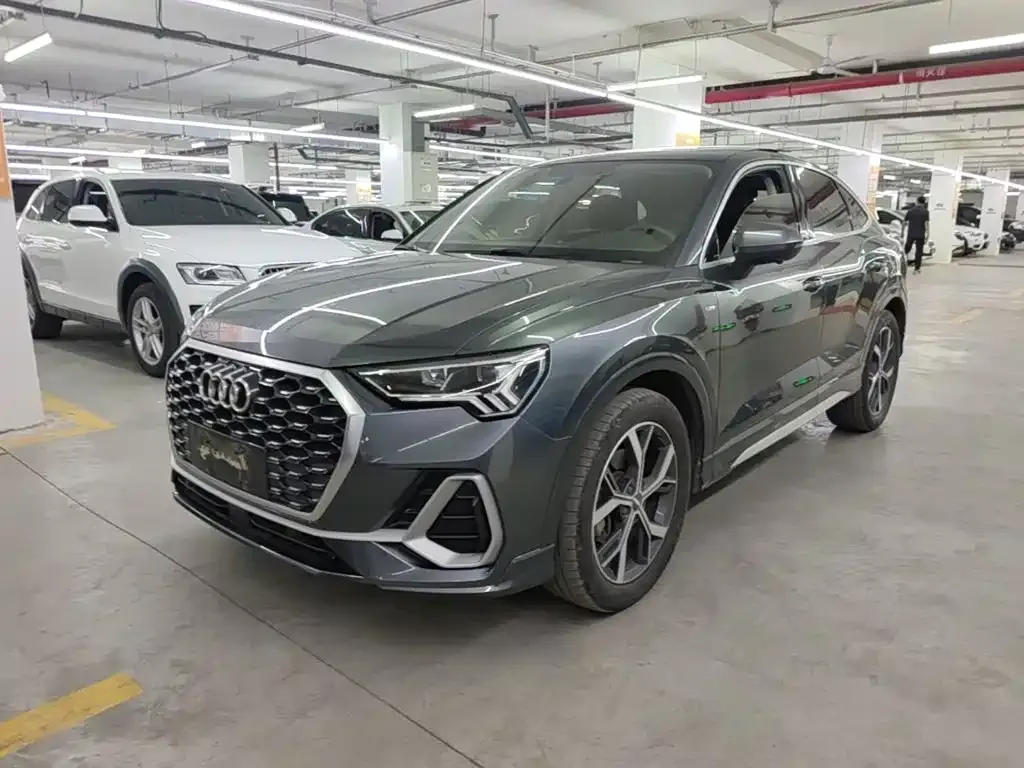 Audi Q3 Sportback — фото 3