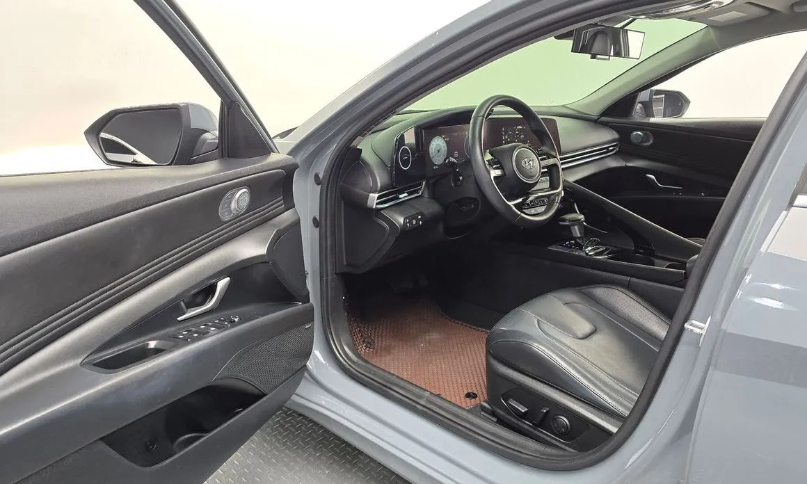 Hyundai AVANTE 2023 из KR, фото 4