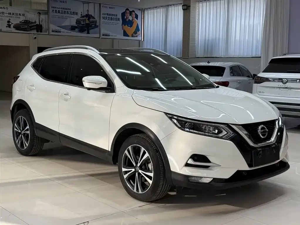 Nissan Qashqai — фото 5