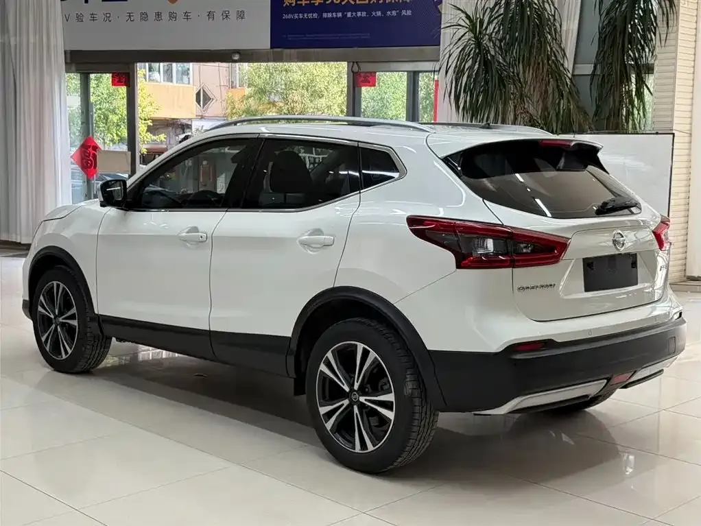 Nissan Qashqai — фото 3