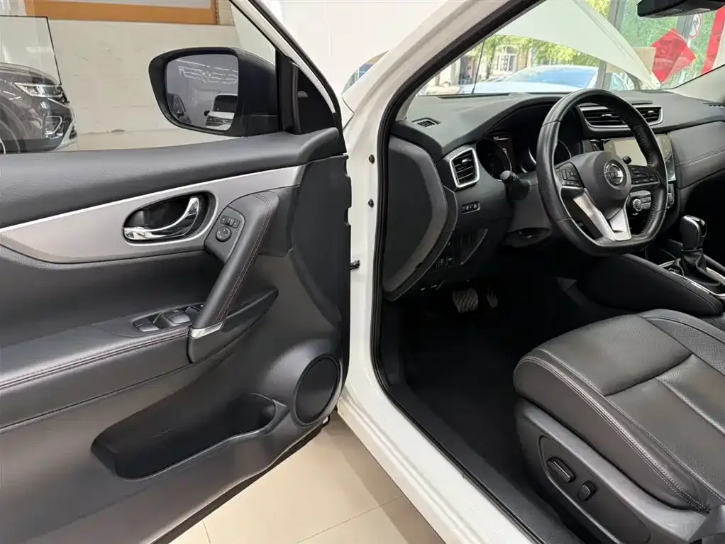 Nissan Qashqai — фото 2