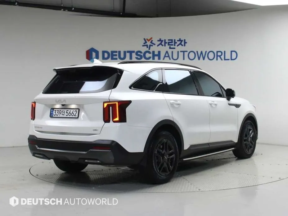 Kia Sorento — фото 4