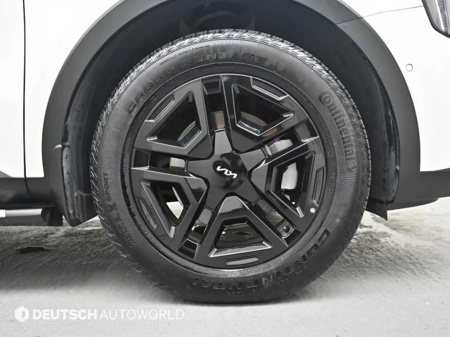 Kia Sorento — фото 6