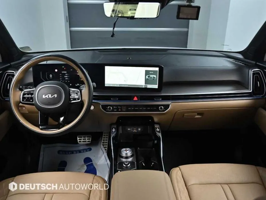 Kia Sorento — фото 8