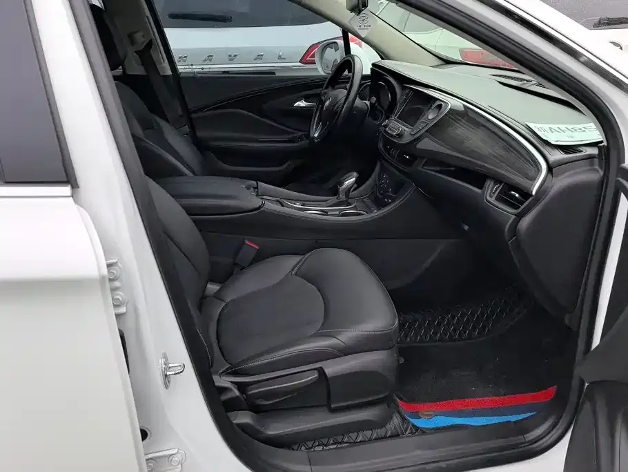 Buick Envision Plus — фото 8