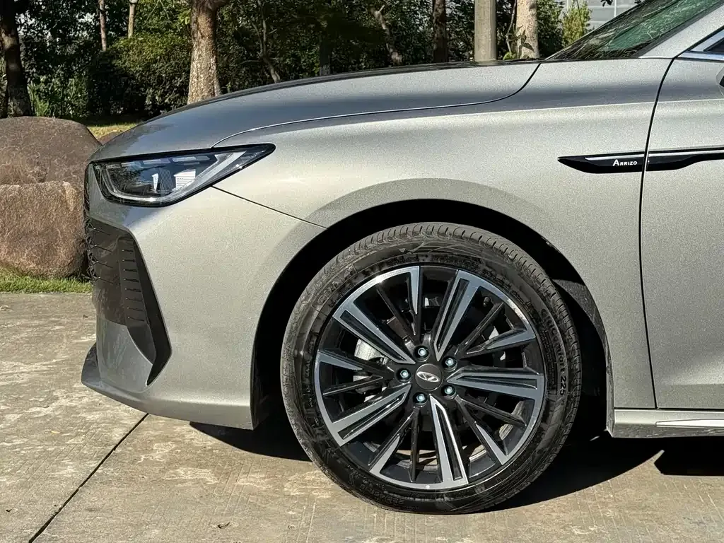 Chery Arrizo 8 PRO — фото 6