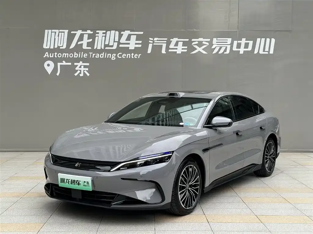 BYD Han — фото 1