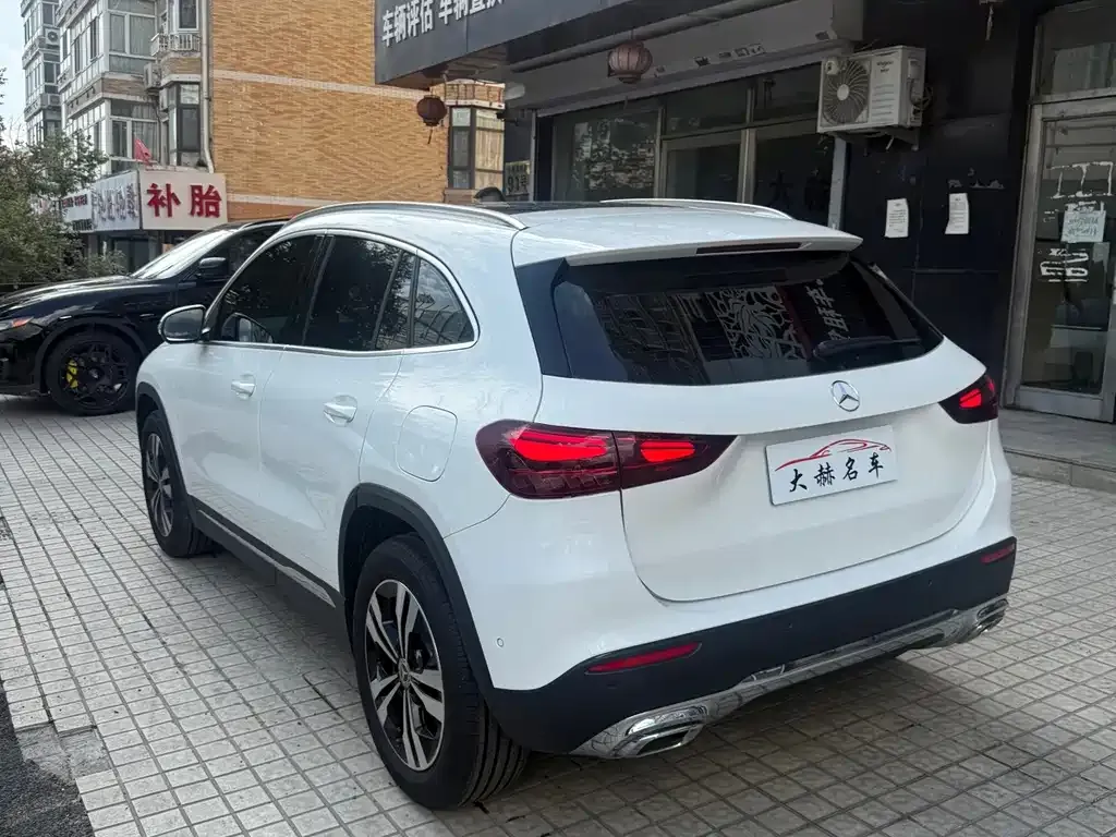 Mercedes-Benz GLA — фото 5