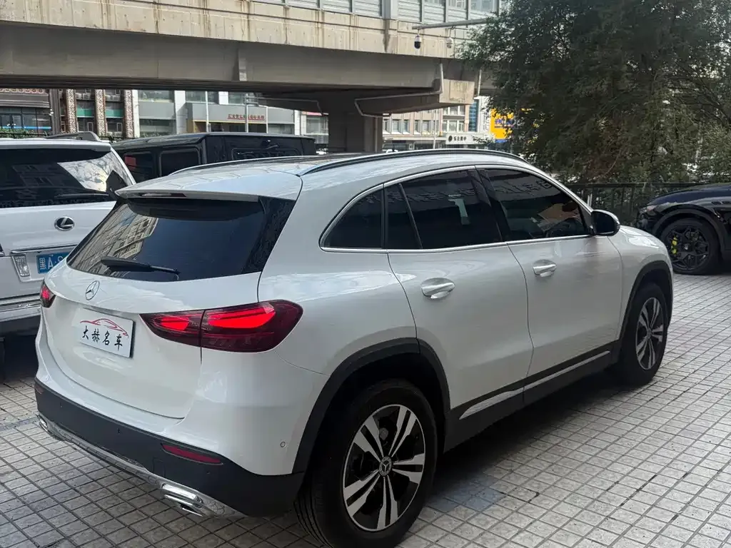 Mercedes-Benz GLA — фото 3