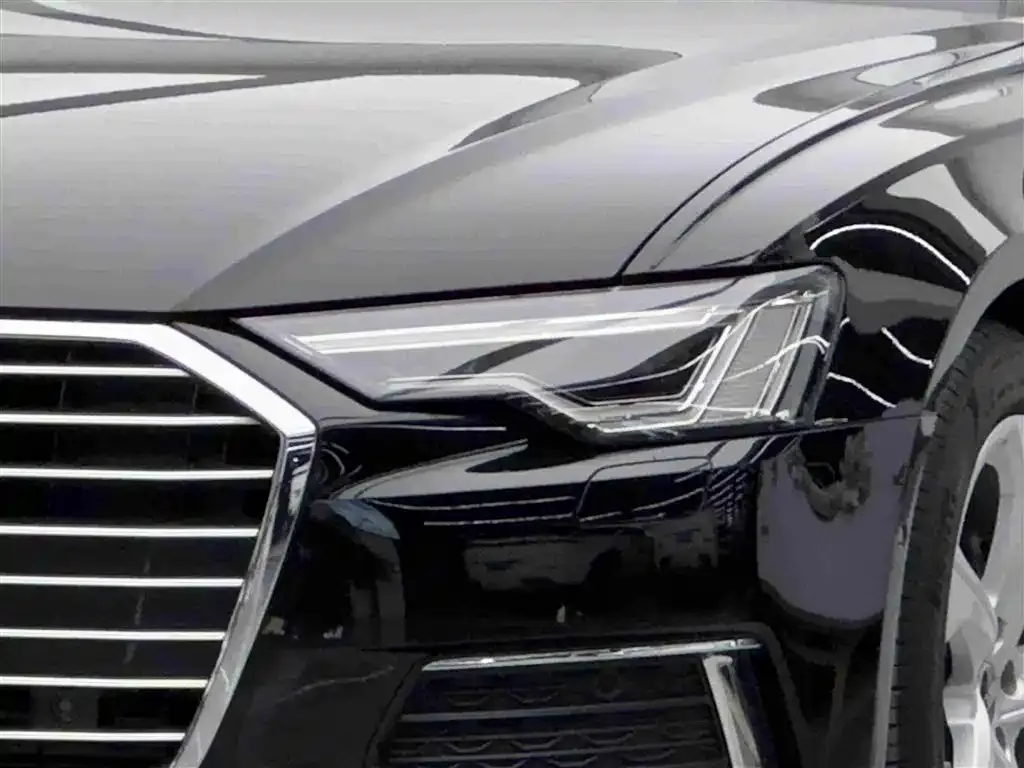 Audi A6L — фото 8