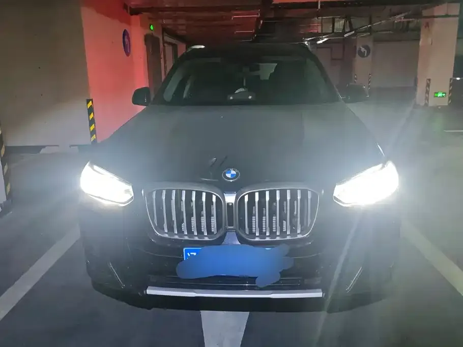 BMW X3 — фото 3