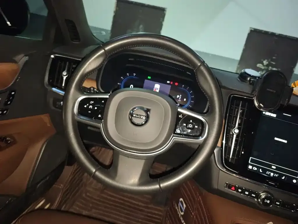 Volvo S90 — фото 4