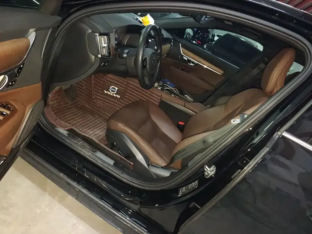 Volvo S90 — фото 10