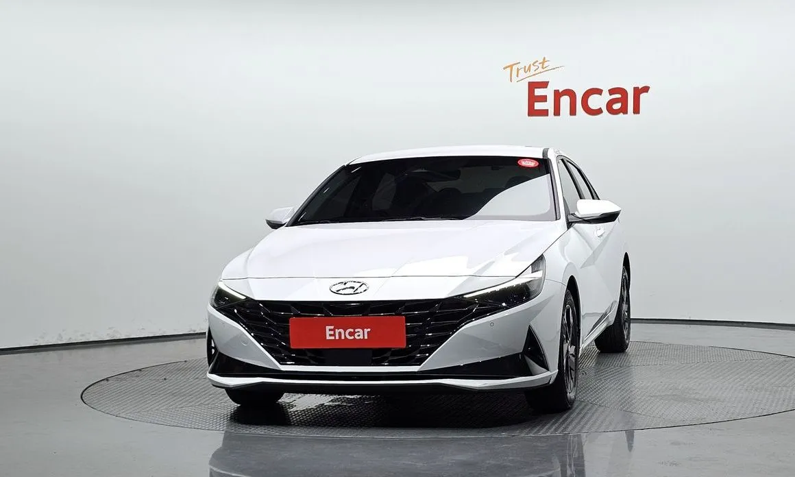 Hyundai AVANTE 2023 из KR, фото 2