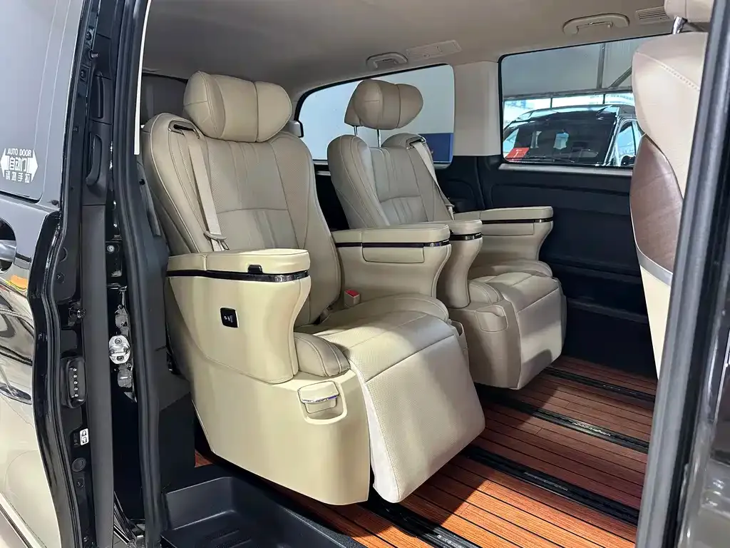 Mercedes-Benz Vito — фото 7