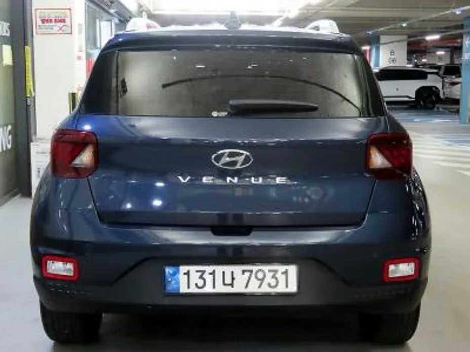 Hyundai Venue — фото 7