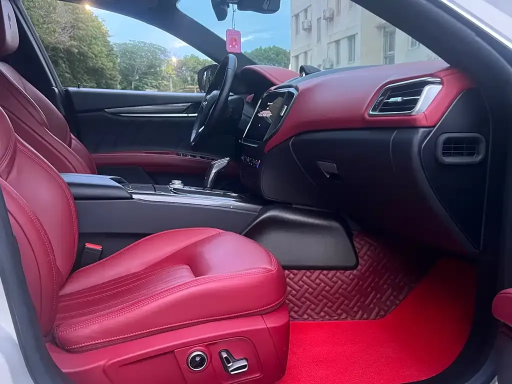 Maserati Ghibli — фото 8
