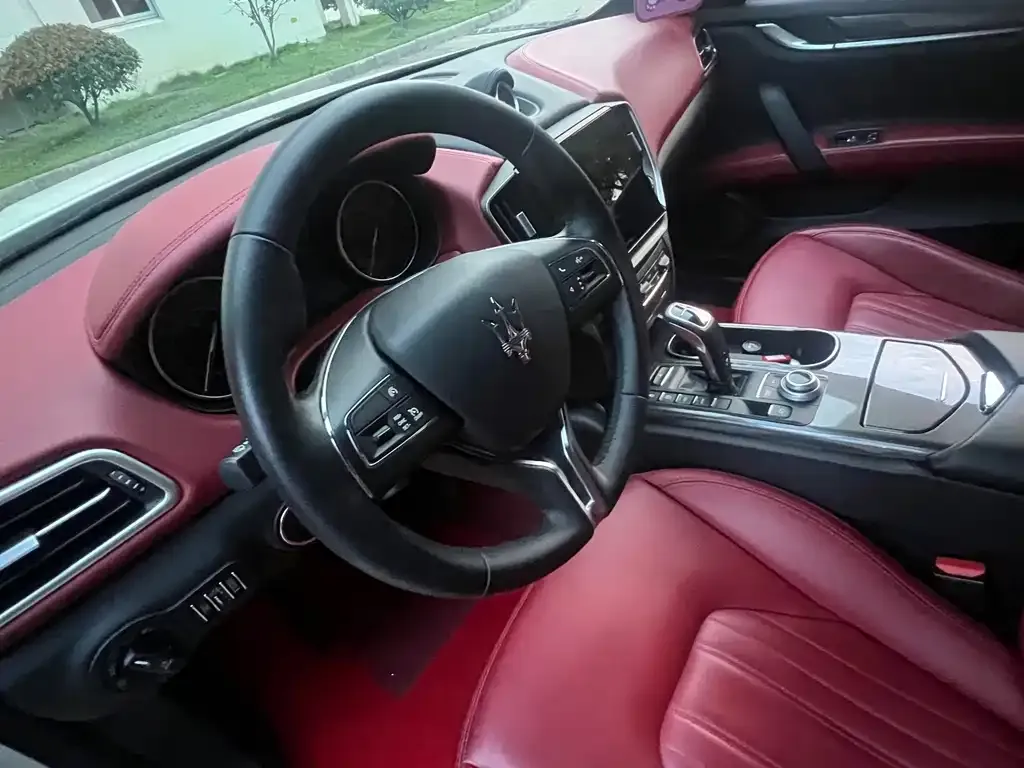 Maserati Ghibli — фото 6