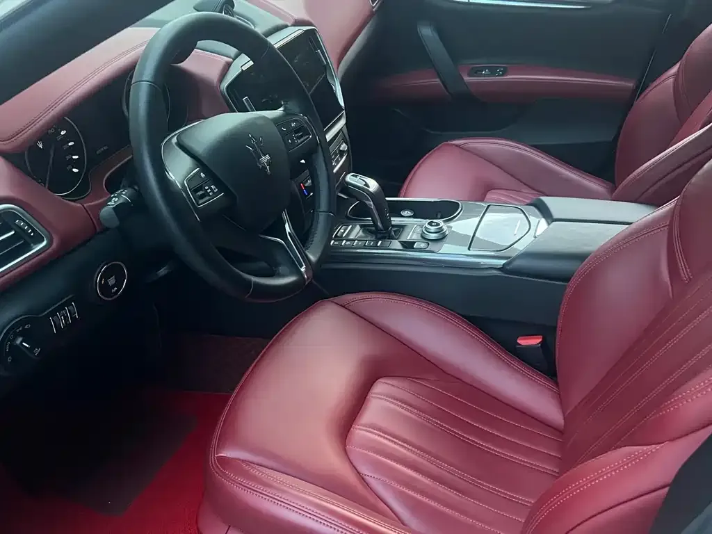 Maserati Ghibli — фото 7