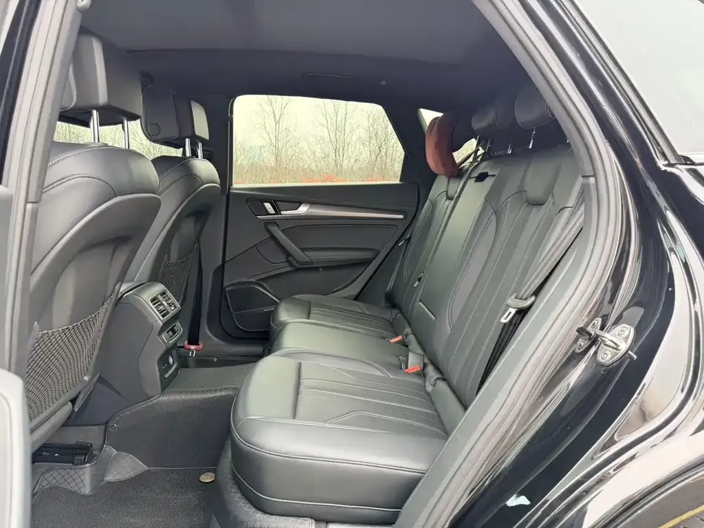 Audi Q5L 2024 из CN, фото 6