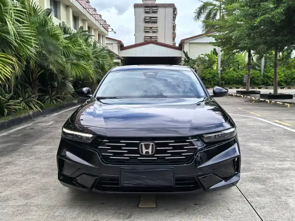 Honda Accord — фото 7