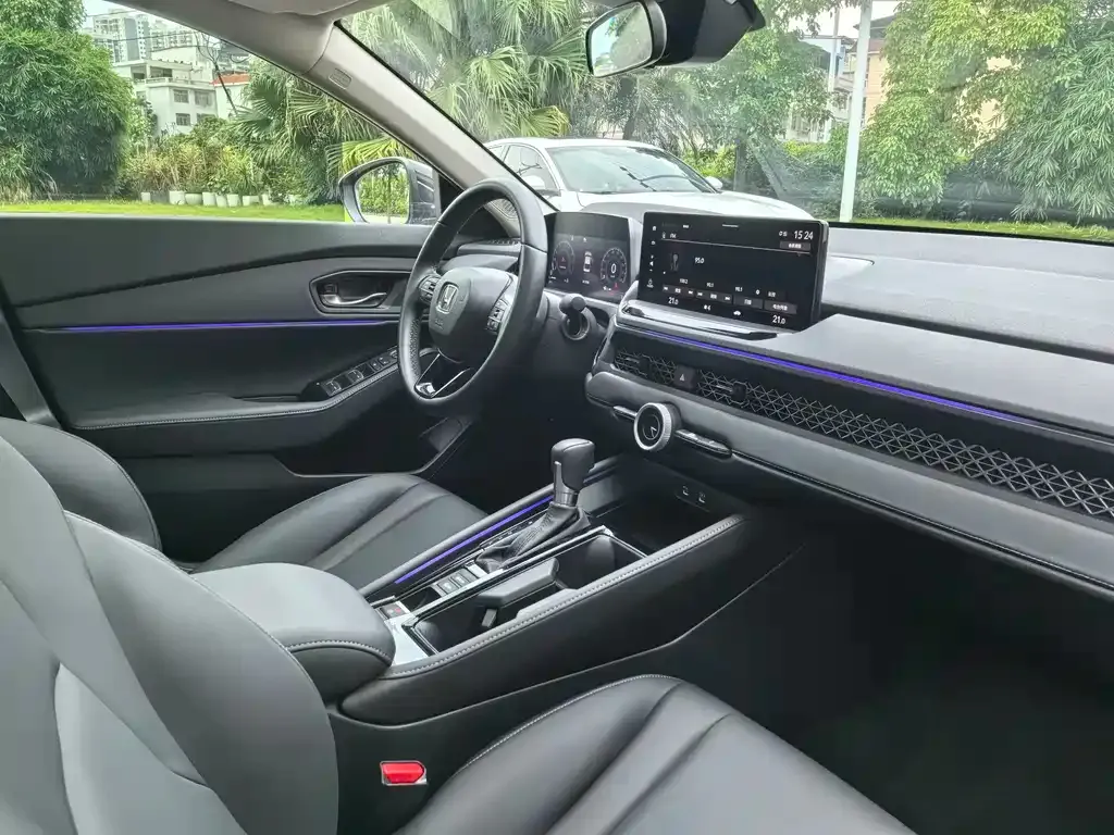 Honda Accord — фото 2