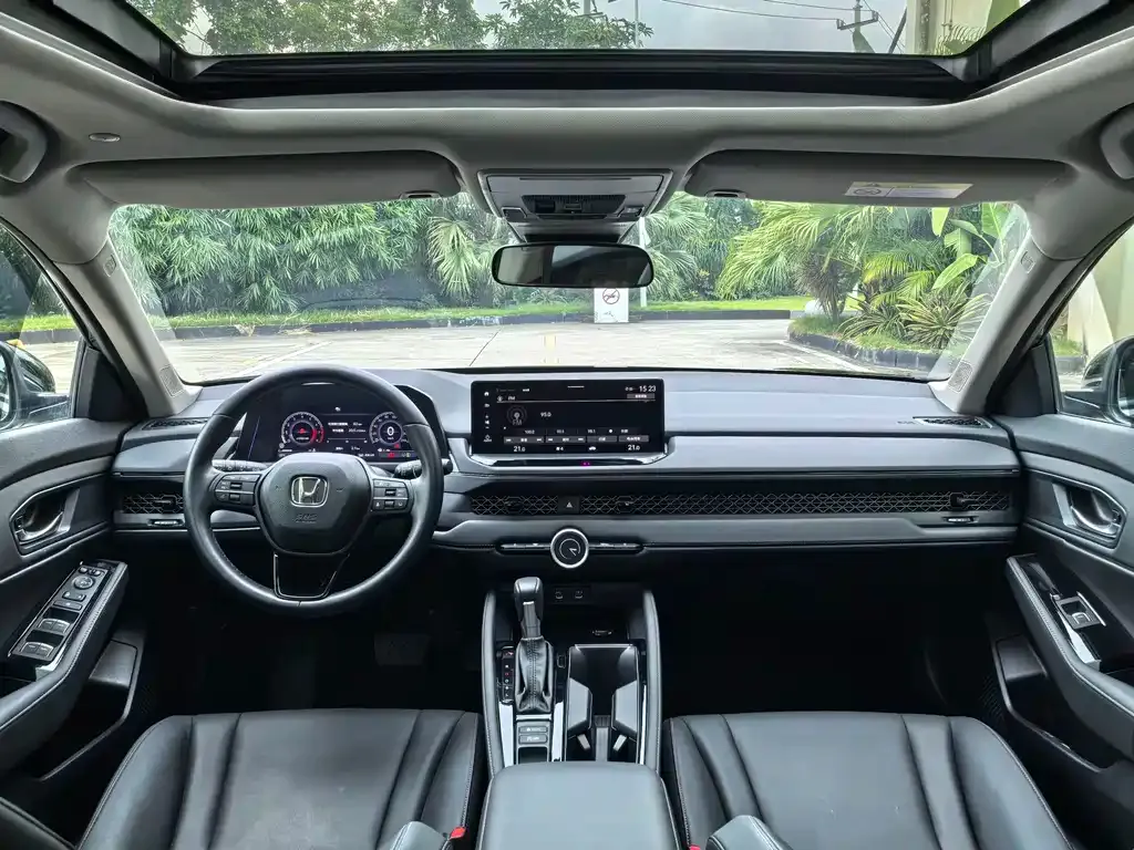Honda Accord — фото 5