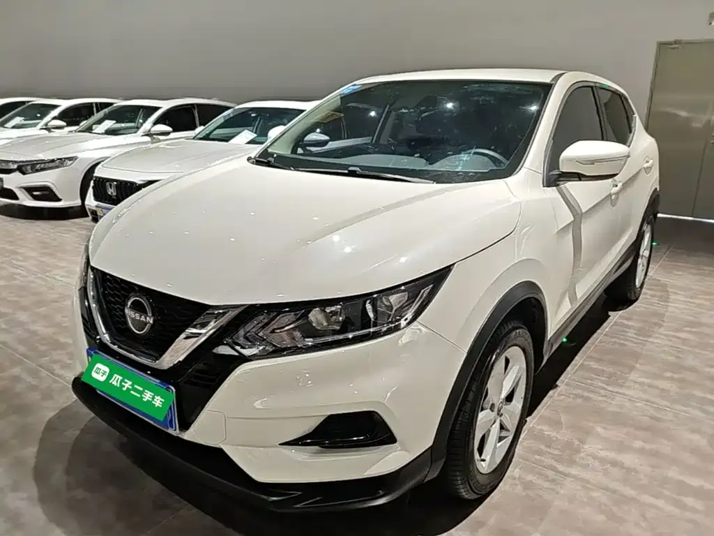 Nissan Qashqai — фото 2