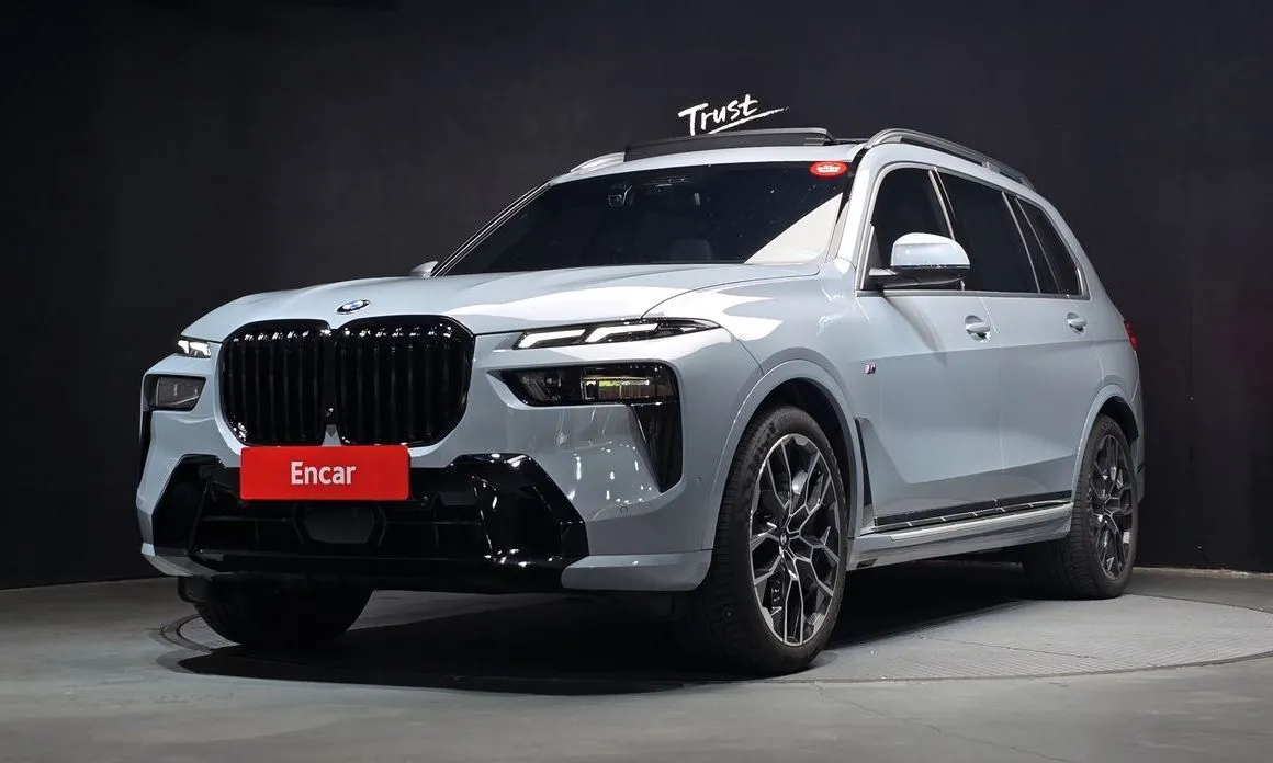 BMW X7 xDrive 40i M Sport 7STR 1