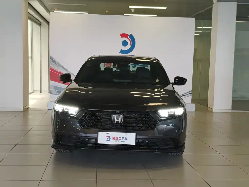 Honda Accord — фото 3